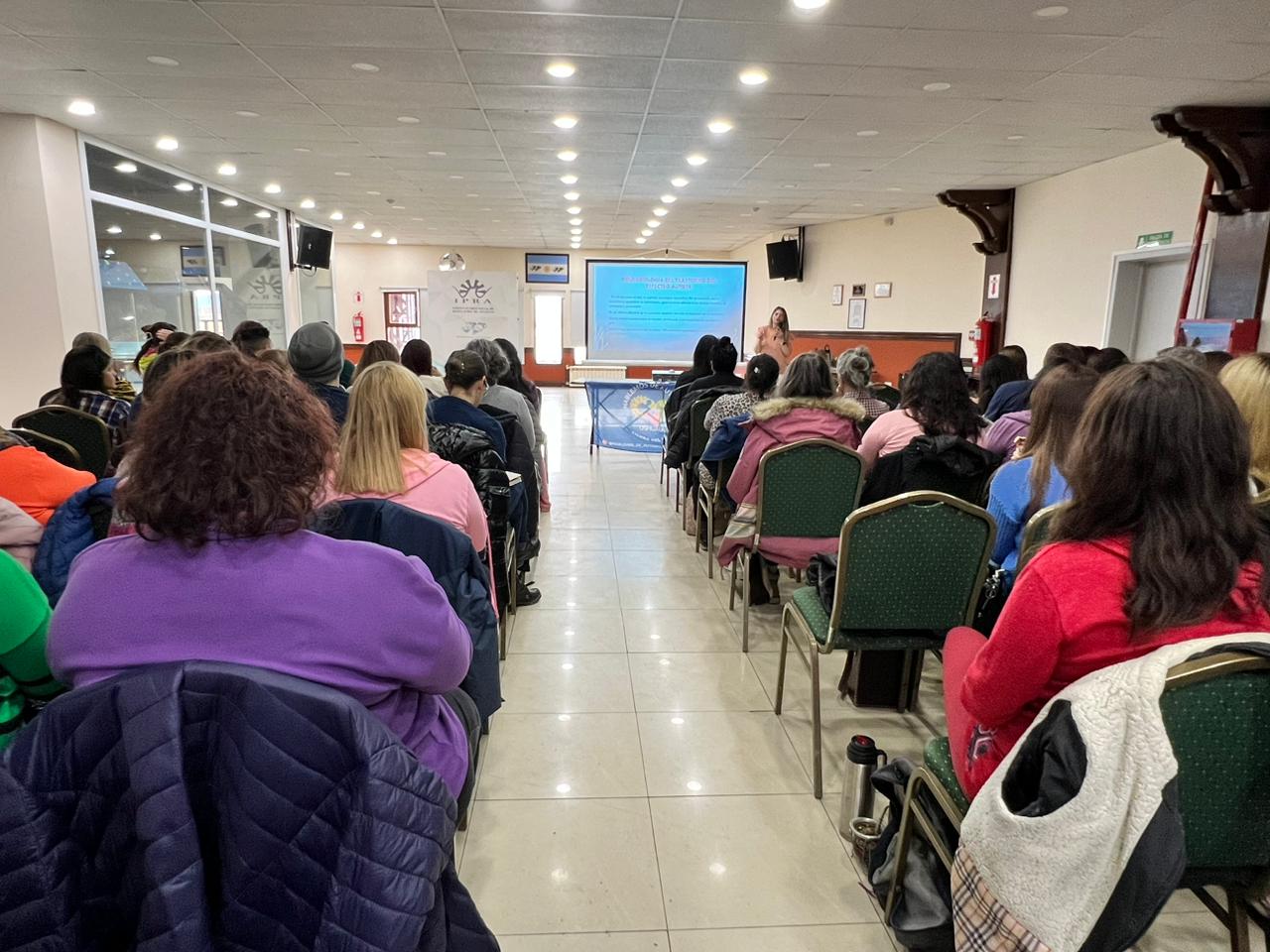 Se brindó una capacitación sobre “Estrategias de abordaje y comunicación a las personas con Autismo”