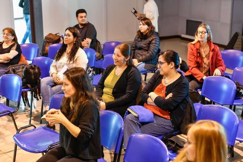 Capacitan a Servidores Públicos para una mejor atención a personas con discapacidad y personas mayores
