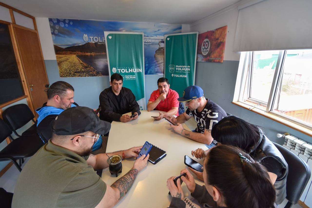 Trabajadores municipales de Tolhuin pueden descargar el recibo de haberes en formato digital