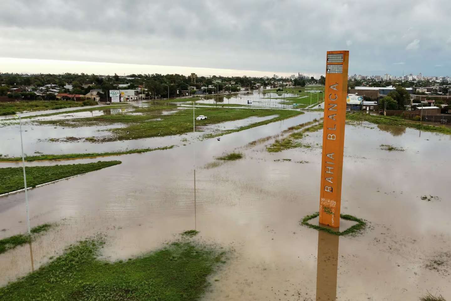 El Gobierno oficializó el duelo nacional de tres días por los muertos en el temporal en Bahía Blanca