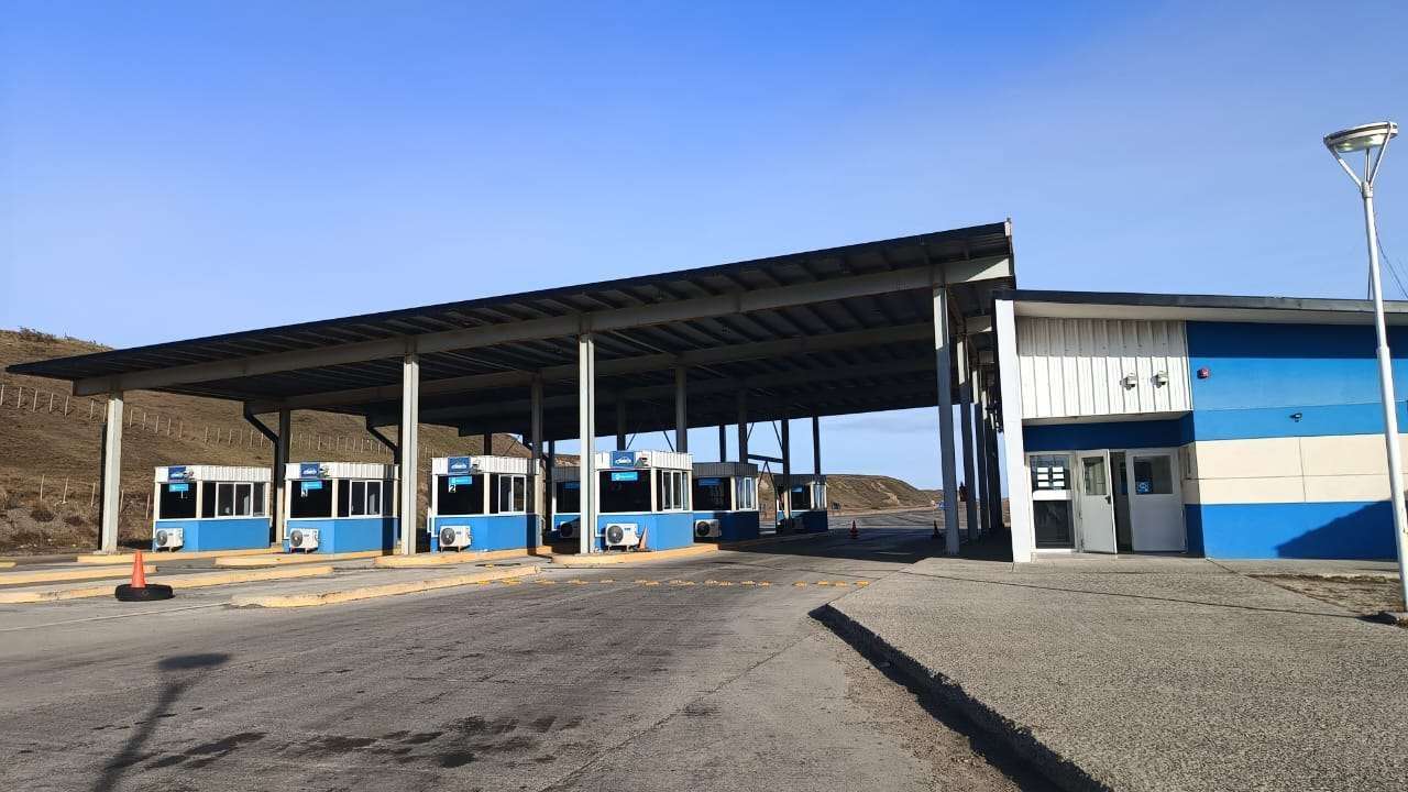 Migraciones anunció cambios en horarios y recordatorios para cruzar la frontera en temporada alta
