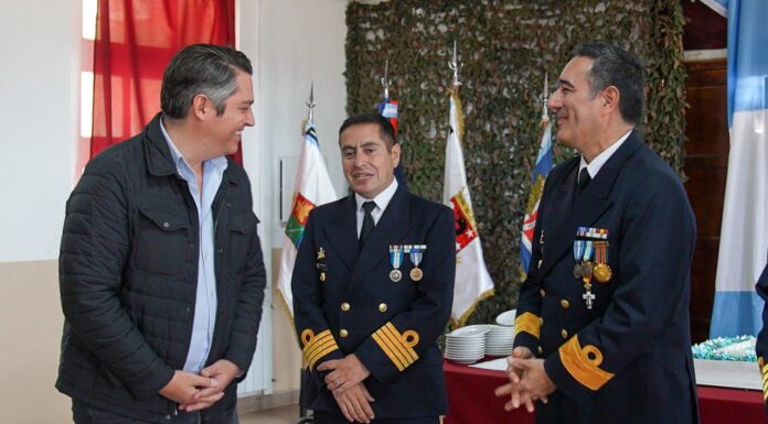 Perez acompañó el cambio de mando de la Brigada de Infantería de Marina Austral en Río Grande