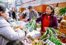 Productores del Fin de Mundo en el Paseo del Muelle