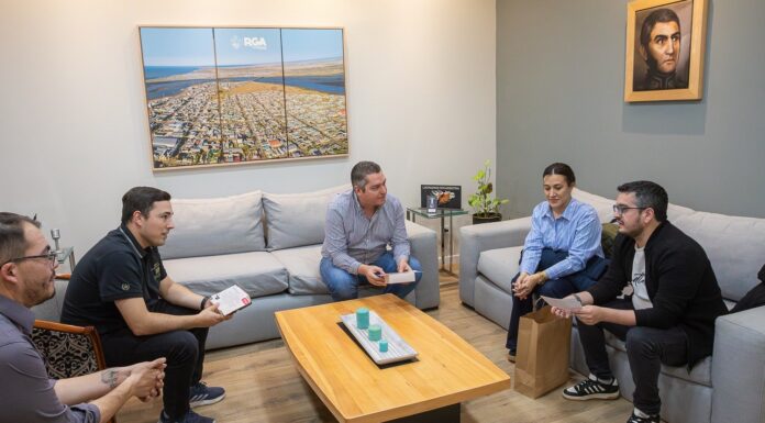 El intendente recibió a referentes del «Centro Cristiano Río Grande»