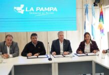 Voytenco firmó con el gobernador de La Pampa un convenio para promover el trabajo rural registrado