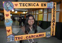 Milagros Cárcamo se recibió de Técnica en Programación y apuesta a un futuro en la tecnología