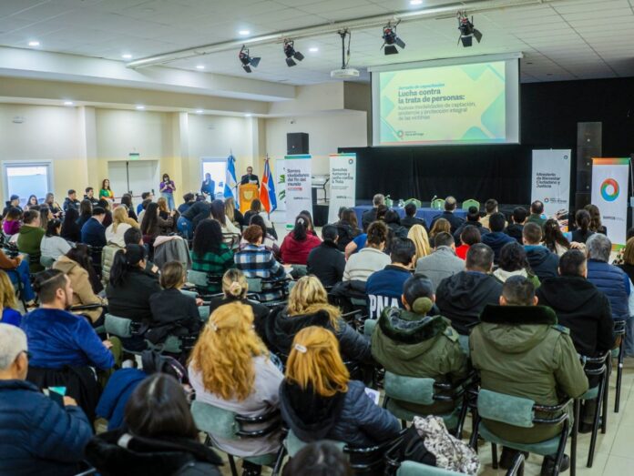 JORNADA TRATA DE PERSONAS