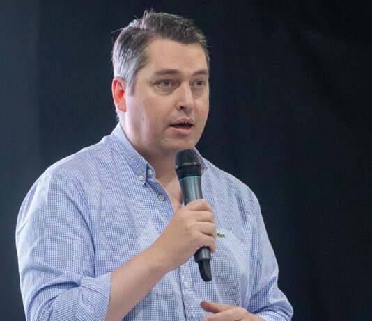 “Desmantelan el trabajo fueguino”: Martín Perez reclamó defender el empleo y pidió responsabilidad a las empresas