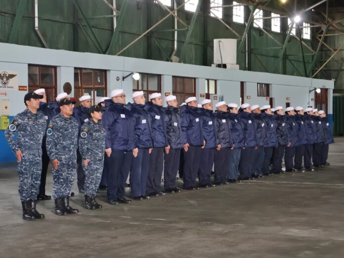 BASE AERONAVAL