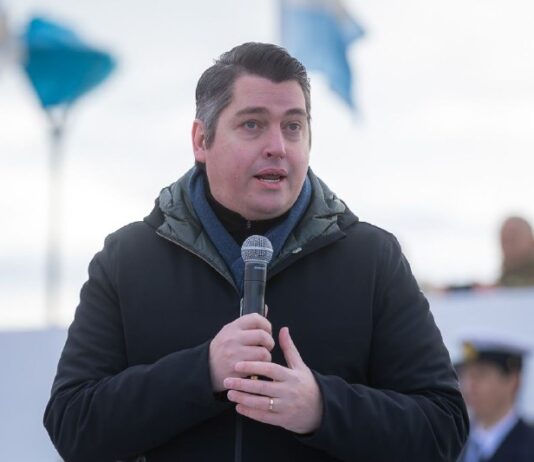 Martín Perez destacó la cautelar contra Rockhopper y Navitas en defensa de Malvinas, el ambiente y los recursos naturales