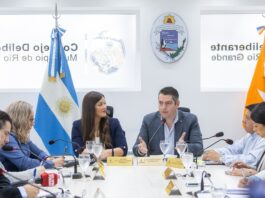 Martín Perez presentó el presupuesto 2027: baja de impuestos, desendeudamiento, obras y más salud