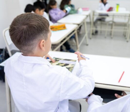 Gobierno presentó en la legislatura el proyecto de financiamiento integral del sistema educativo