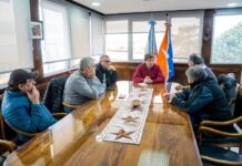 Melella recibió a taxista de Ushuaia y abordó alternativas de acompañamiento al sector