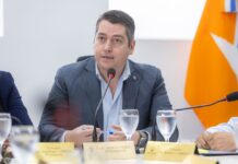«Ante un contexto difícil, elegimos seguir acompañando a los vecino» dijo Perez