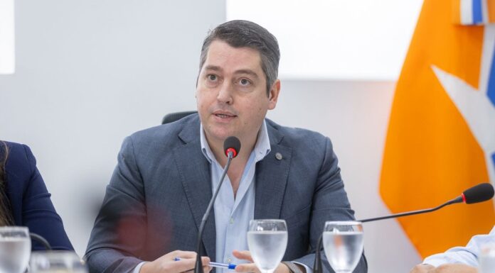 «Ante un contexto difícil, elegimos seguir acompañando a los vecino» dijo Perez